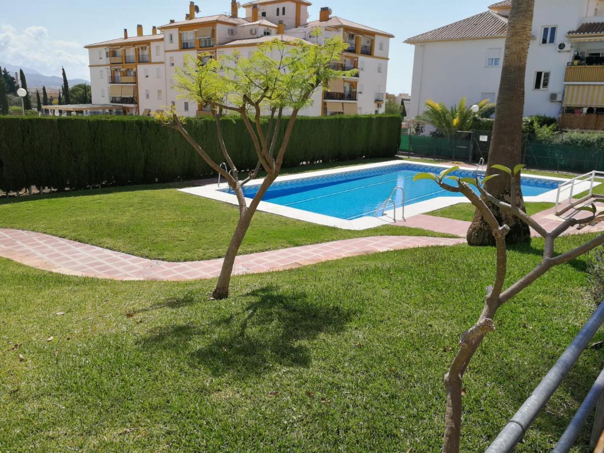 Ampurdan, Piscina, Vistas, 10 Min De La Playa Apartment Torre Del Mar Luaran gambar